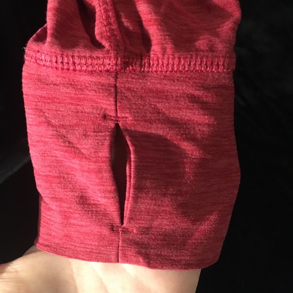 🦋 TUFF ATHLETICS activewear hoodie w/ thumb holes - Picture 3 of 6